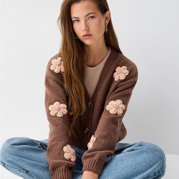 dreamers Sweaters - Crocheted flowers cardigan Brown Floral Knit size L
